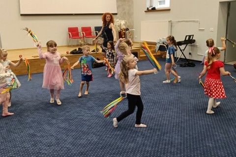 Zajęcia umuzykalniające dla dzieci w wieku 4-5 lat