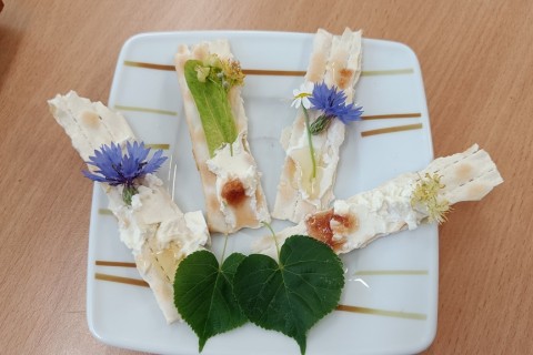 Zioła smaczne, zdrowe i niezwykłe- Kwieciste smaki i kolory