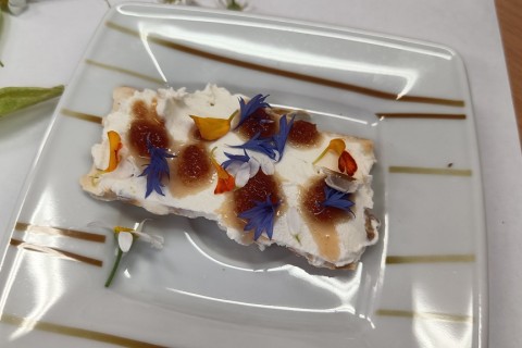 Zioła smaczne, zdrowe i niezwykłe- Kwieciste smaki i kolory