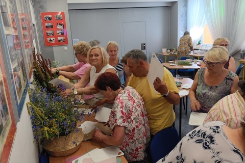 Zioła smaczne, zdrowe i niezwykłe- Kwieciste smaki i kolory