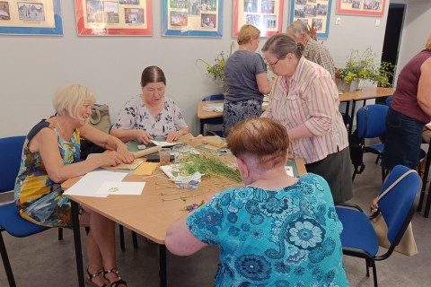 Zioła smaczne, zdrowe i niezwykłe- Kwieciste smaki i kolory