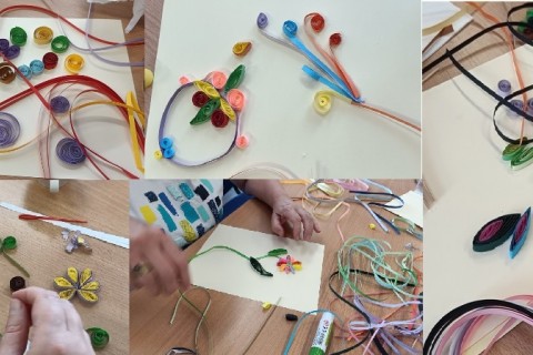 Warsztaty  seniorów - pocztówki metodą quillingu