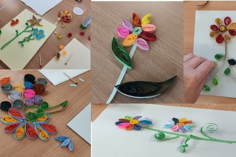 Warsztaty  seniorów - pocztówki metodą quillingu