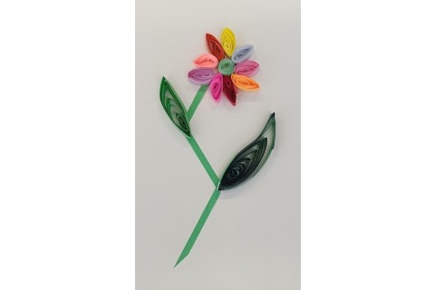 Warsztaty  seniorów - pocztówki metodą quillingu