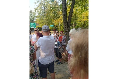 Seniorzy szlakiem WidziMisiów - spacer