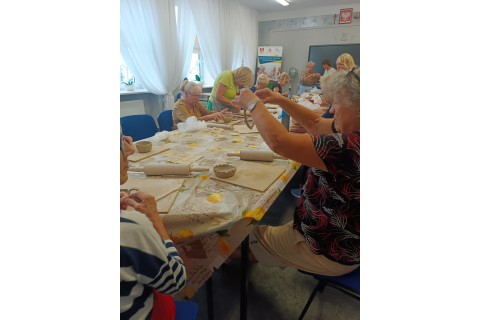 Warsztaty garncarstwa dla seniorów