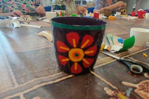 Warsztaty artystyczne dla seniorów - mozaika