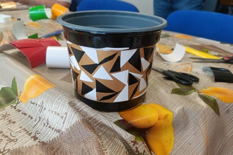 Warsztaty artystyczne dla seniorów - mozaika