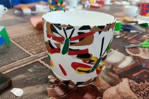 Warsztaty artystyczne dla seniorów - mozaika