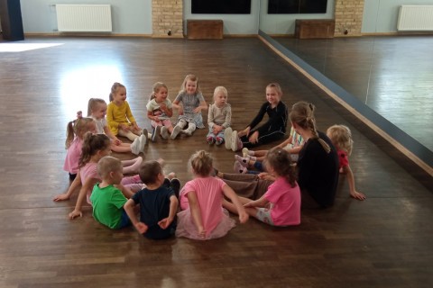 Zajęcia Rytmodance dla dzieci 4-5,5 lat