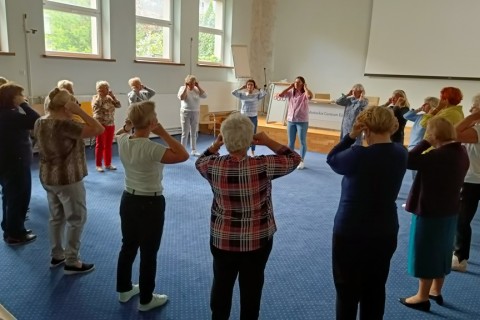 Ćwiczenia pamięci i koncentracji seniorów