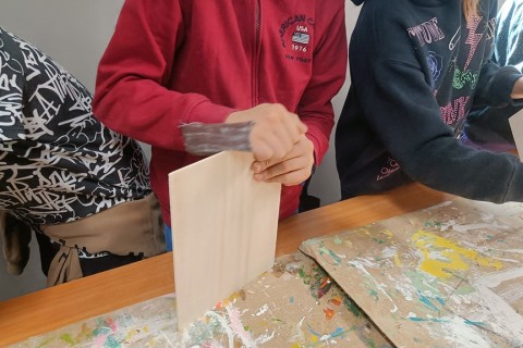 Warsztaty dla dzieci 10+ „Zabawy z drewnem”