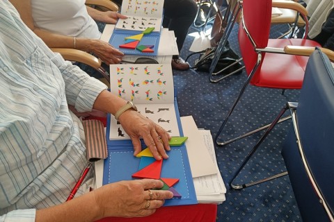 Ćwiczenia pamięci i koncentracji seniorów
