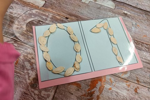 Bawmy się razem - zabawy sensoryczne dla rodziców z dziećmi w wieku 4-5 lat