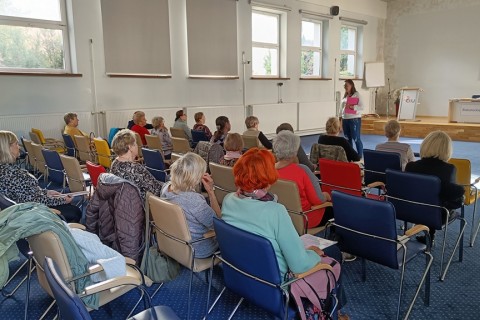 ĆWICZENIA PAMIĘCI I KONCENTRACJI SENIORÓW NA WESOŁO