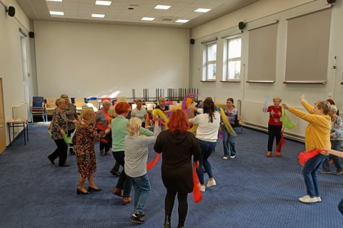 ĆWICZENIA PAMIĘCI I KONCENTRACJI SENIORÓW NA WESOŁO