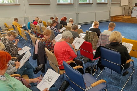 ĆWICZENIA PAMIĘCI I KONCENTRACJI SENIORÓW NA WESOŁO