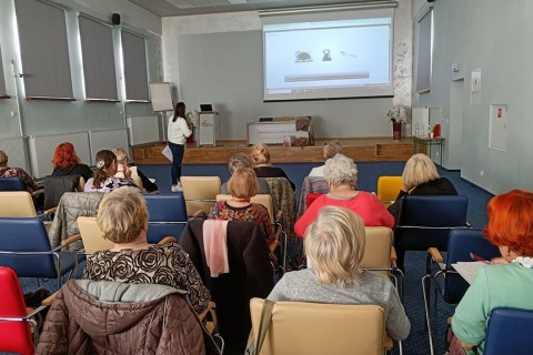 ĆWICZENIA PAMIĘCI I KONCENTRACJI SENIORÓW NA WESOŁO