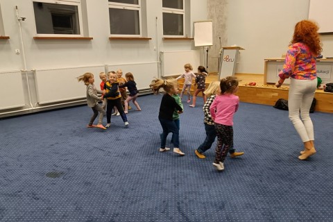 Zajęcia umuzykalniające dla dzieci w wieku 4-5 lat