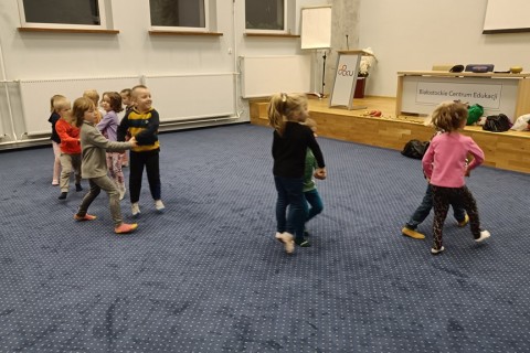 Zajęcia umuzykalniające dla dzieci w wieku 4-5 lat