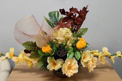 Warsztaty florystyczne dla seniorów - kompozycje na groby