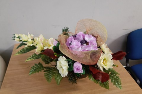 Warsztaty florystyczne dla seniorów - kompozycje na groby