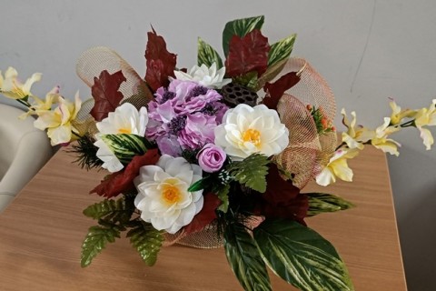 Warsztaty florystyczne dla seniorów - kompozycje na groby