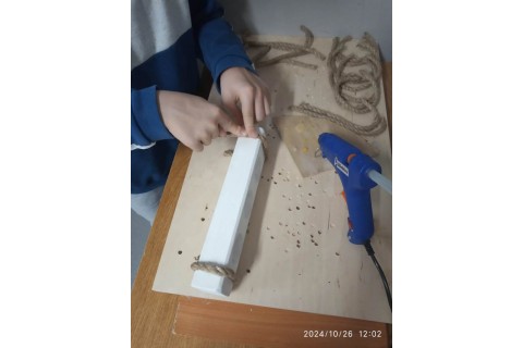 Warsztaty dla dzieci 10+ „Zabawy z drewnem”