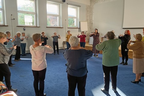 ĆWICZENIA PAMIĘCI I KONCENTRACJI SENIORÓW NA WESOŁO