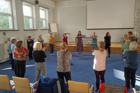 ĆWICZENIA PAMIĘCI I KONCENTRACJI SENIORÓW NA WESOŁO