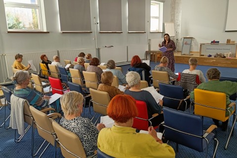 ĆWICZENIA PAMIĘCI I KONCENTRACJI SENIORÓW NA WESOŁO