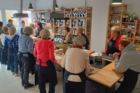 Warsztaty kulinarne dla seniorów - pierogi świata