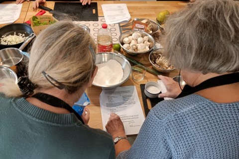 Warsztaty kulinarne dla seniorów - pierogi świata