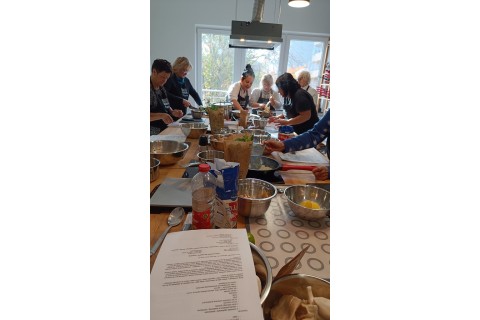 Warsztaty kulinarne dla seniorów - pierogi świata