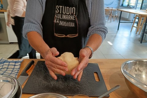 Warsztaty kulinarne dla seniorów - pierogi świata