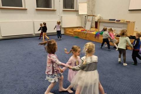 Zajęcia umuzykalniające dla dzieci w wieku 4-5 lat