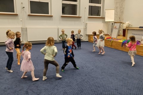 Zajęcia umuzykalniające dla dzieci w wieku 4-5 lat