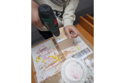 Warsztaty dla dzieci 10+ „Zabawy z drewnem”