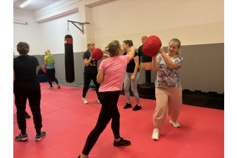 ZAJĘCIA SAMOOBRONY DLA KOBIET