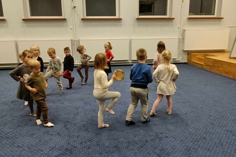 Zajęcia umuzykalniające dla dzieci w wieku 4-5 lat