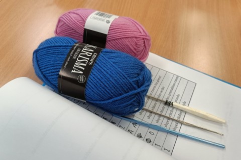 Warsztaty szydełkowania dla seniorów