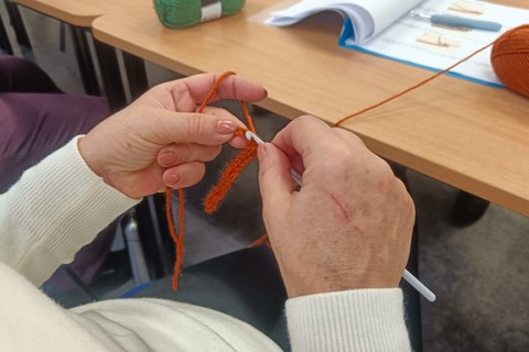 Warsztaty szydełkowania dla seniorów