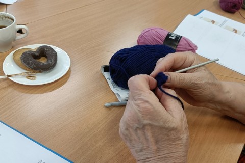 Warsztaty szydełkowania dla seniorów