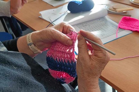 Warsztaty szydełkowania dla seniorów