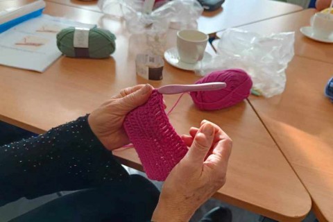 Warsztaty szydełkowania dla seniorów