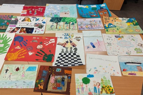 Konkurs plastyczny „Moja rodzina - hobby łączy pokolenia”