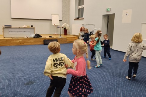 Zajęcia umuzykalniające dla dzieci w wieku 4-5 lat