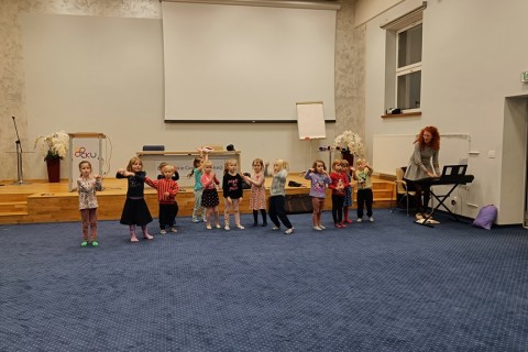 Zajęcia umuzykalniające dla dzieci w wieku 4-5 lat