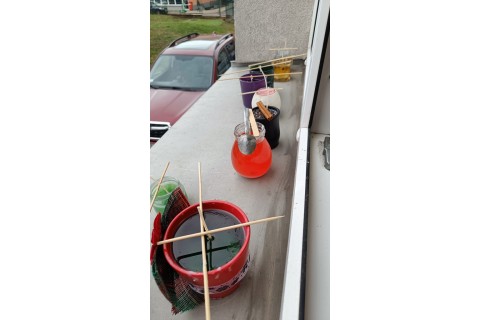 Warsztaty kreatywne dla seniorów - tworzenie świec