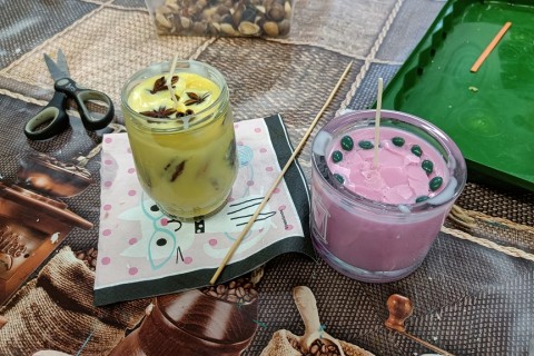 Warsztaty kreatywne dla seniorów - tworzenie świec